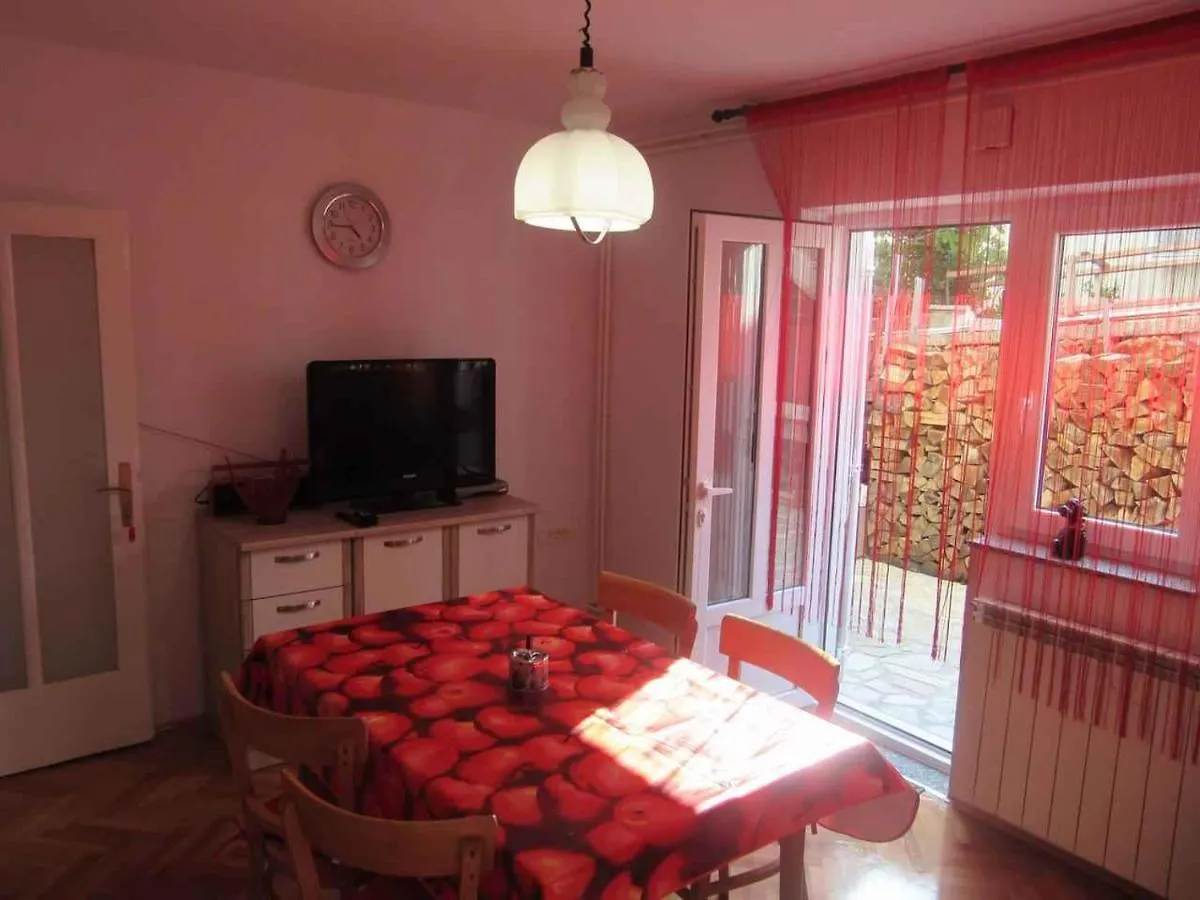 Apartments In Novi Vinodolski 39135 Kroatien